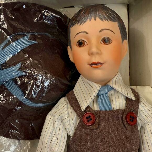 Ceresota Flour Boy Doll Porcelain Vintage Franklin Heirloom Mint in Box Size 12" - Picture 4 of 8